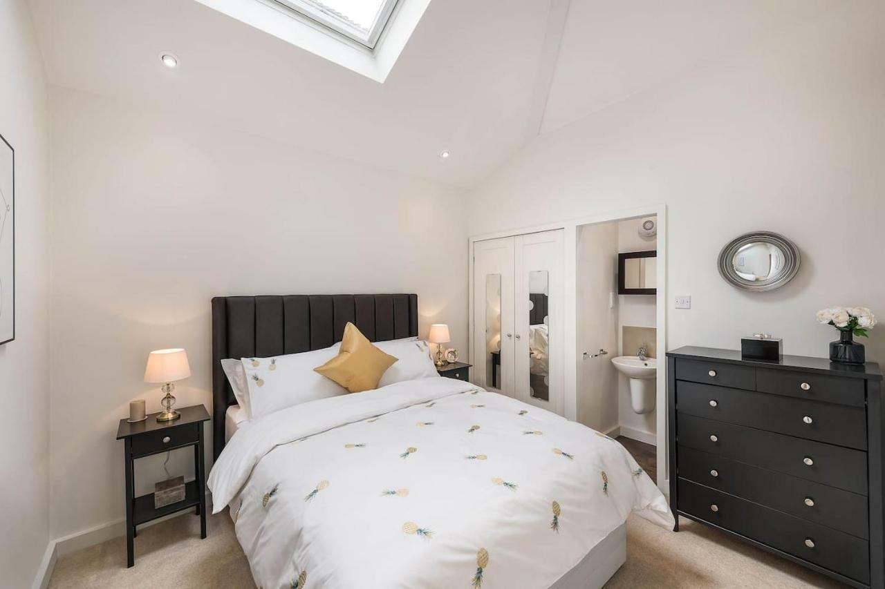 Вілла Beautiful West London House Екстер'єр фото